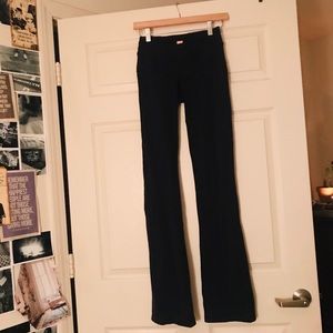 Yoga Pants (Belled bottom) 🖤